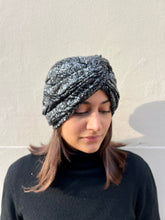 Carica l'immagine nel visualizzatore di Gallery, Turbante con pizzo black and silver