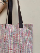 Carica l'immagine nel visualizzatore di Gallery, Shopper bag yarn