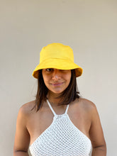 Carica l'immagine nel visualizzatore di Gallery, Bucket hat fabric