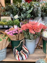 Carica l'immagine nel visualizzatore di Gallery, Hobo bag Notting Rose with chain