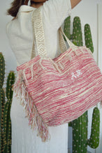 Carica l'immagine nel visualizzatore di Gallery, Bali tote bag