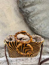 Carica l'immagine nel visualizzatore di Gallery, Peggy bag Safari