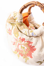 Carica l'immagine nel visualizzatore di Gallery, Sissi mini bag in seta avorio