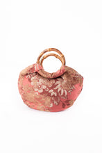 Carica l'immagine nel visualizzatore di Gallery, Penelope mini bag in seta corallo