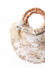 Carica l'immagine nel visualizzatore di Gallery, Penelope mini bag in seta avorio