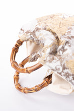 Carica l'immagine nel visualizzatore di Gallery, Penelope mini bag in seta avorio