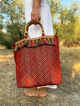 Carica l'immagine nel visualizzatore di Gallery, Tote bag bamboo media