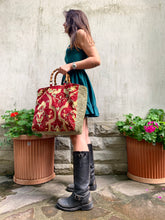 Carica l'immagine nel visualizzatore di Gallery, Tote bag bamboo red
