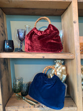 Carica l'immagine nel visualizzatore di Gallery, Baguette bag bordeaux