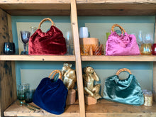 Carica l'immagine nel visualizzatore di Gallery, Baguette bag bordeaux