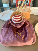 Carica l'immagine nel visualizzatore di Gallery, Baguette bag purple
