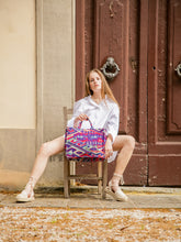 Carica l'immagine nel visualizzatore di Gallery, Tote bag Perù con ricamo iniziali