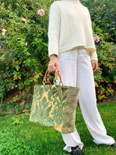 Carica l'immagine nel visualizzatore di Gallery, Tote bag bamboo green - SOLD OUT MAXI SIZE