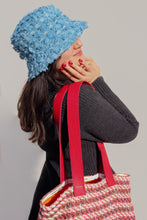 Carica l'immagine nel visualizzatore di Gallery, Bucket hat jeans