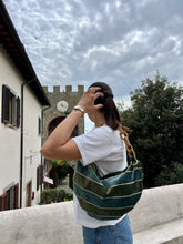 Carica l&#39;immagine nel visualizzatore di Gallery, Hobo bag Turquoise
