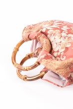 Carica l&#39;immagine nel visualizzatore di Gallery, Penelope mini bag in seta corallo
